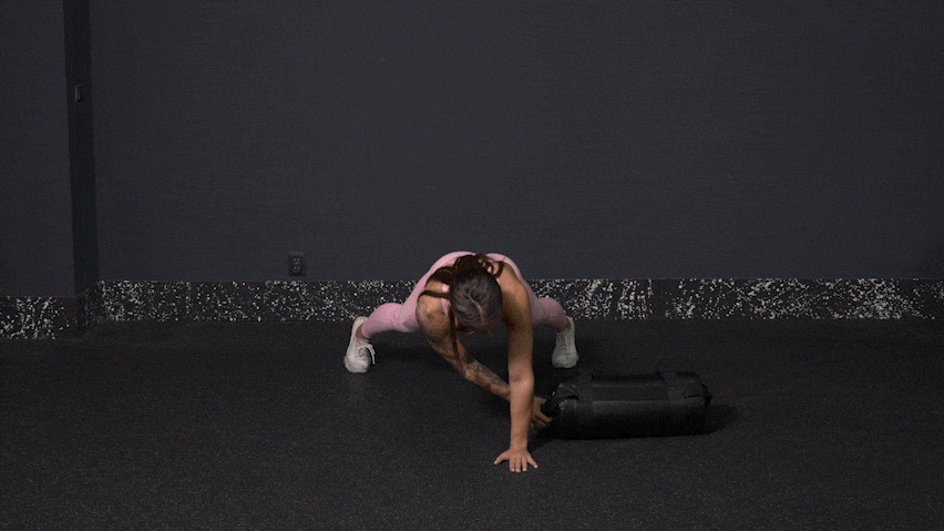 Как да изпълнявате Дърпане на Power Bag от планк (Power Bag Plank Drag)? Как да изпълнявате Дърпане на Power Bag от планк (Power Bag Plank Drag)?