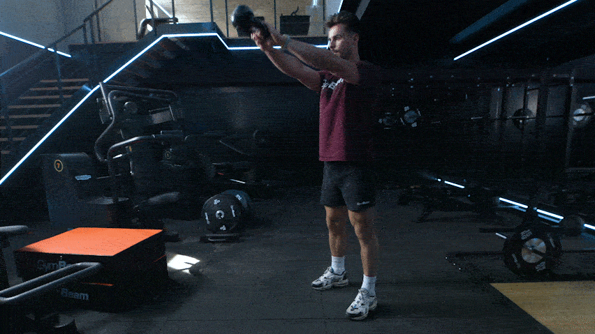 Как се изпълнява Люлеене на пудовка (Kettlebell Swing)?