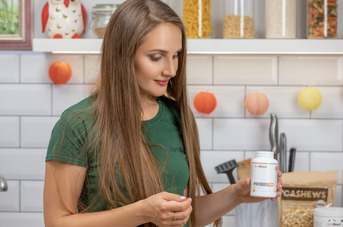 Пробиотиците съдържат различни щамове полезни за здравето бактерии.