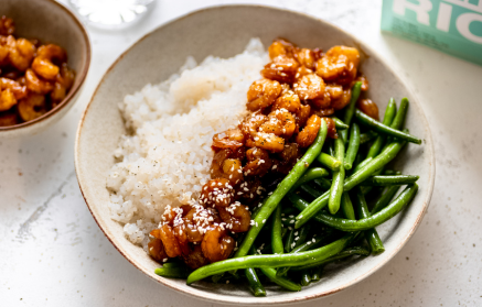 Фитнес рецепта: Азиатски скариди в сладко-солен сос с ориз