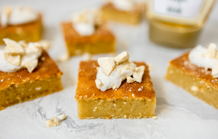 Фитнес рецепта: Влажен кейк с банани и извара