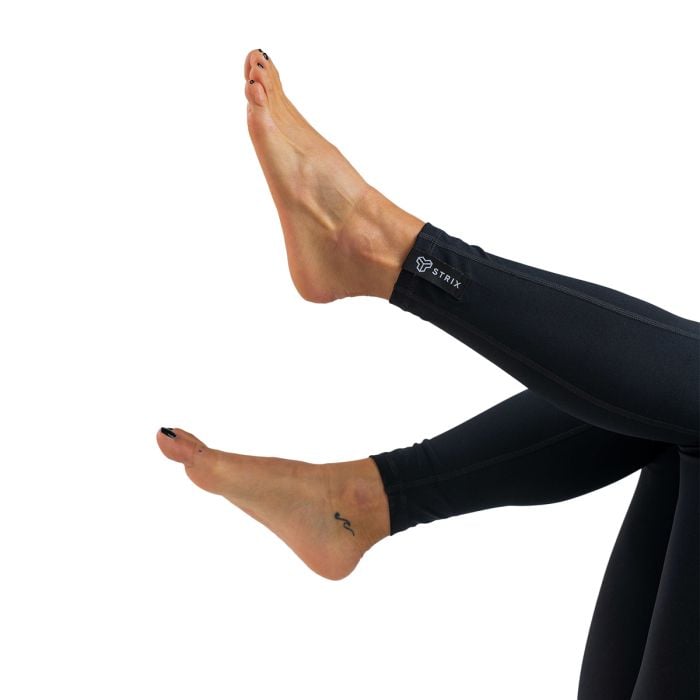 Дамски клин Essential Black - STRIX S