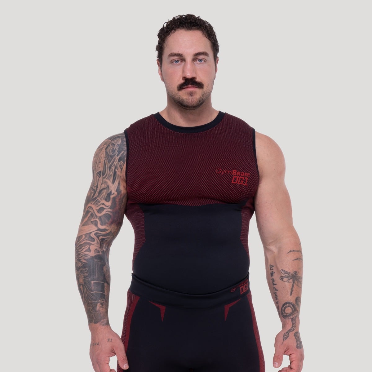Безшевен потник OG1 Black/Red - GymBeam