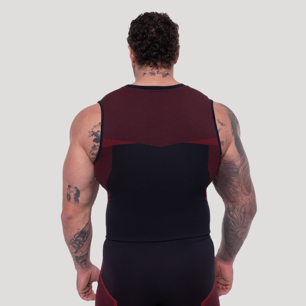 Безшевен потник OG1 Black/Red - GymBeam