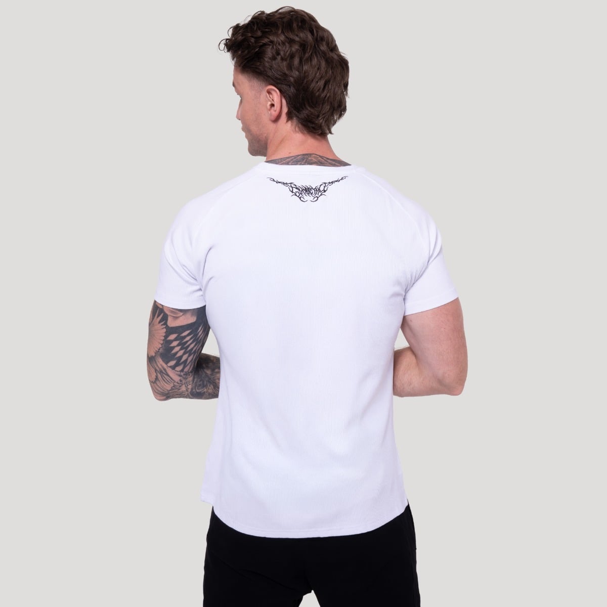 Тениска Tribal Ribbed White - GymBeam