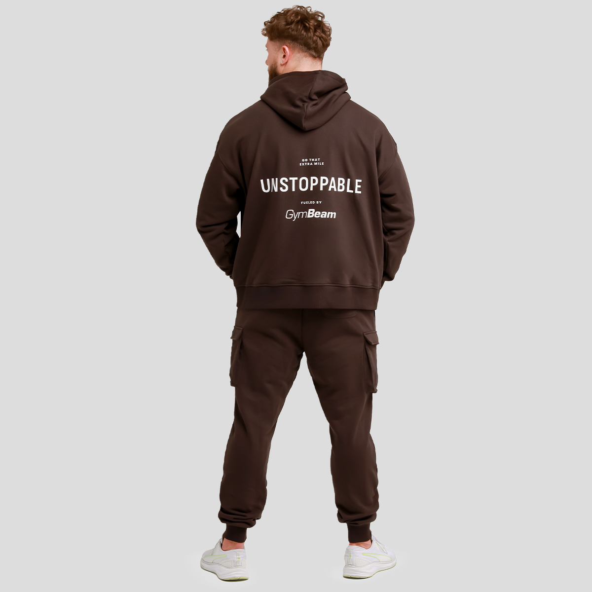 Суичър Unstoppable Brown- GymBeam - Размер: XXL | Тегло: 0,87 g · záber 9