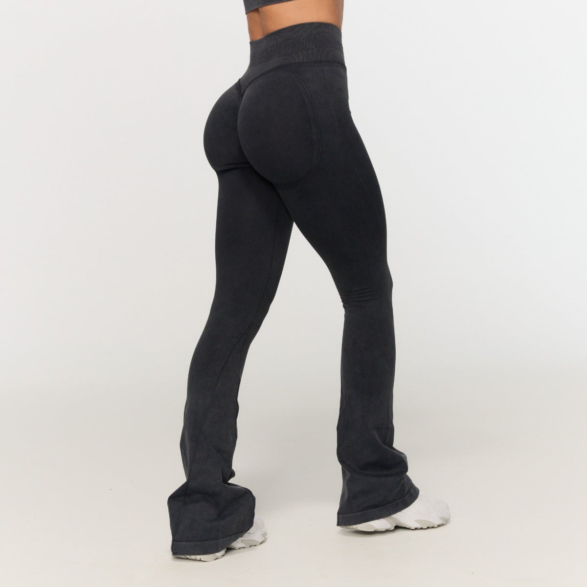 Дамско безшевно долнище Fierce Dark Grey - GymBeam