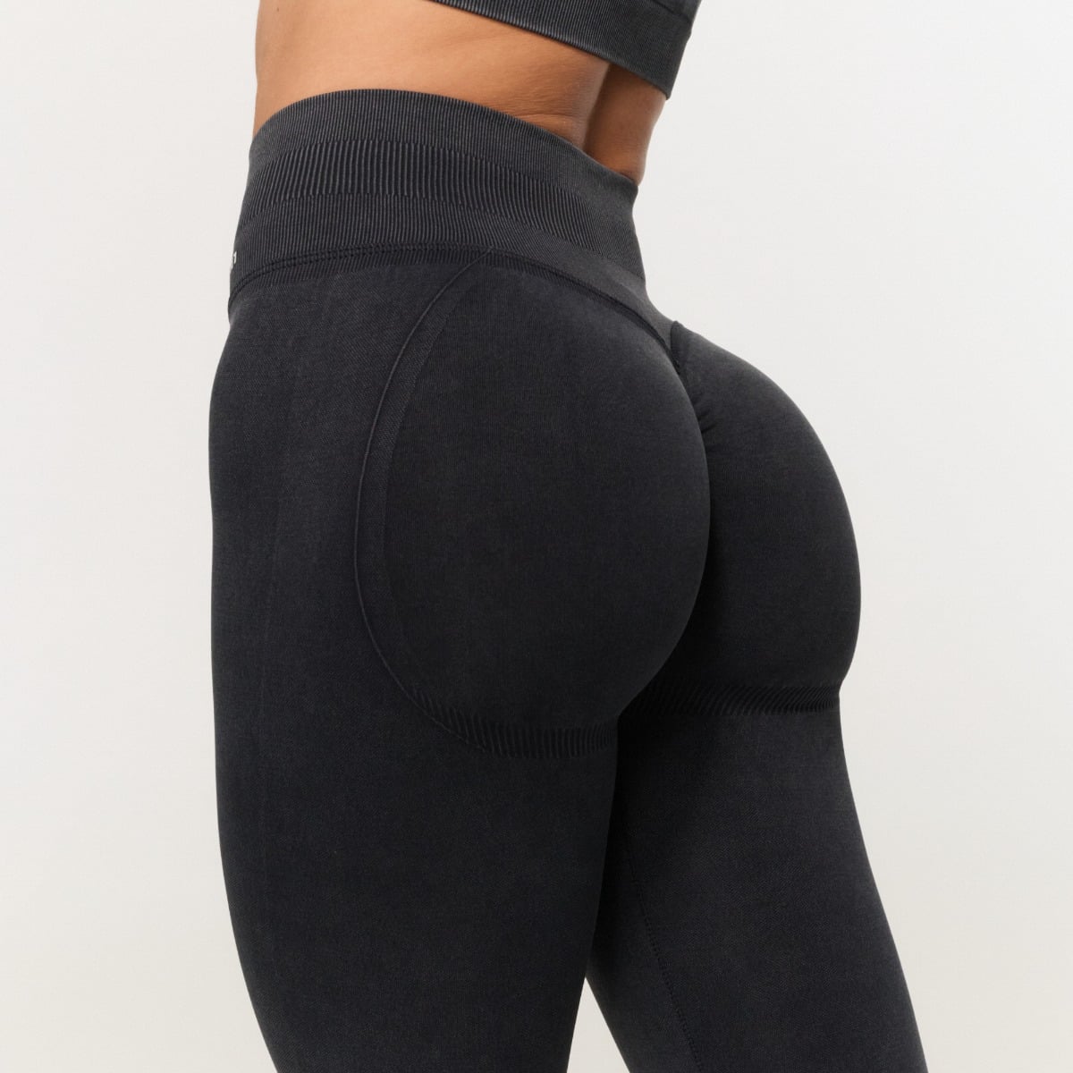 Дамско безшевно долнище Fierce Dark Grey - GymBeam