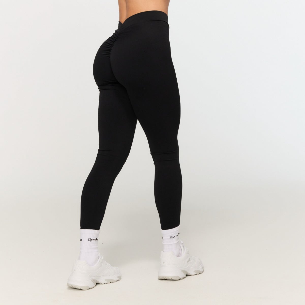 Дамски клин Fierce V-back Black - GymBeam