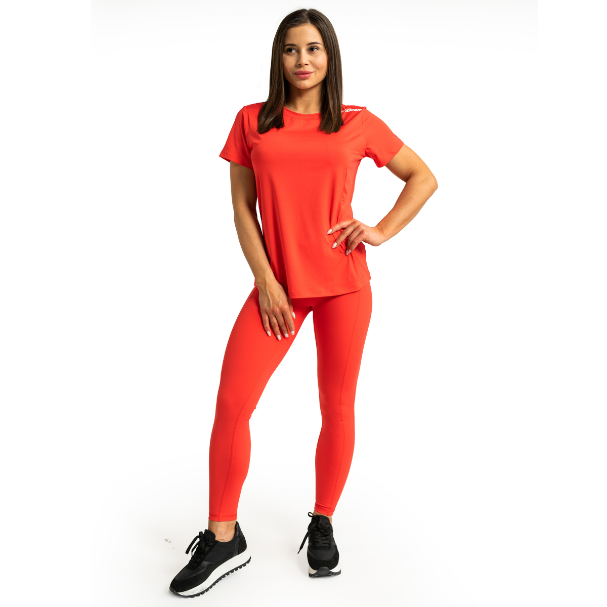 Дамска спортна тениска Limitless Hot Red - GymBeam · záber 7
